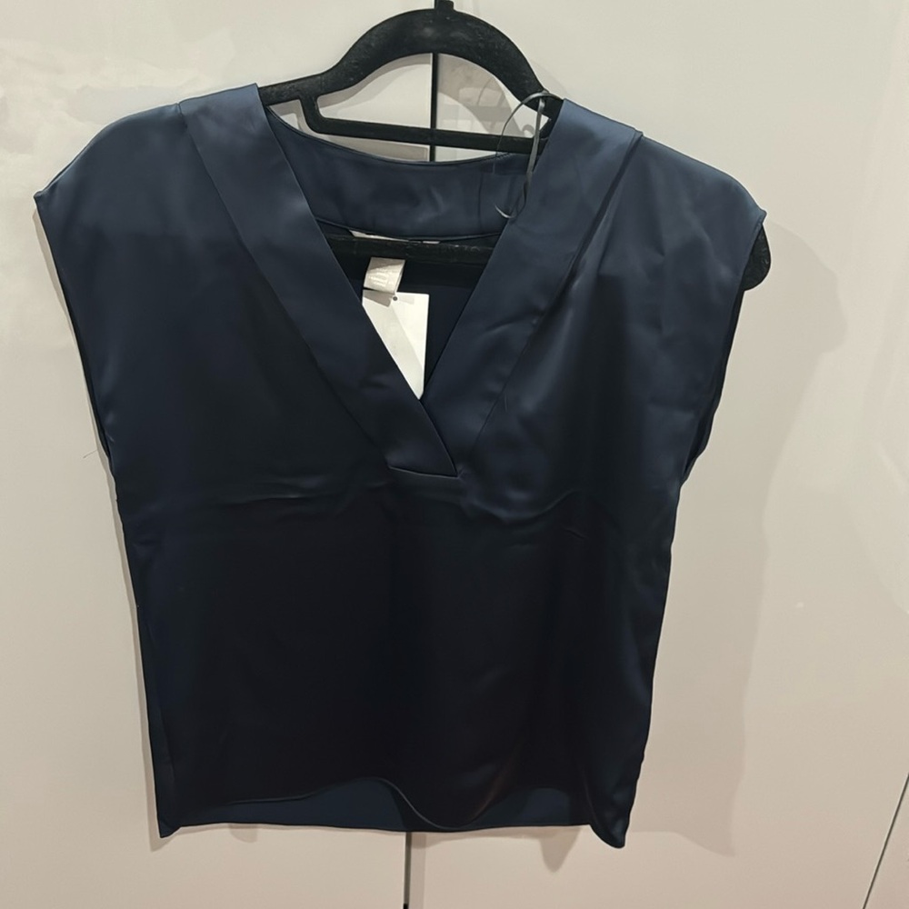 Navy blue H&M blouse with a V neck.